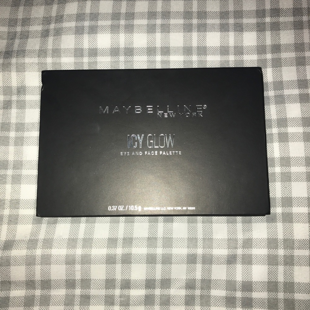 Maybelline Icy Glow pallet